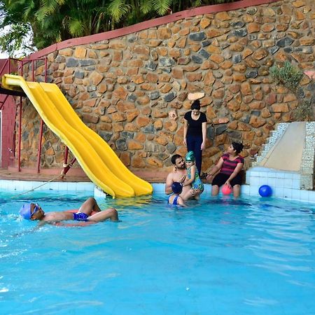 Surya Shibir Resort Pune Eksteriør billede