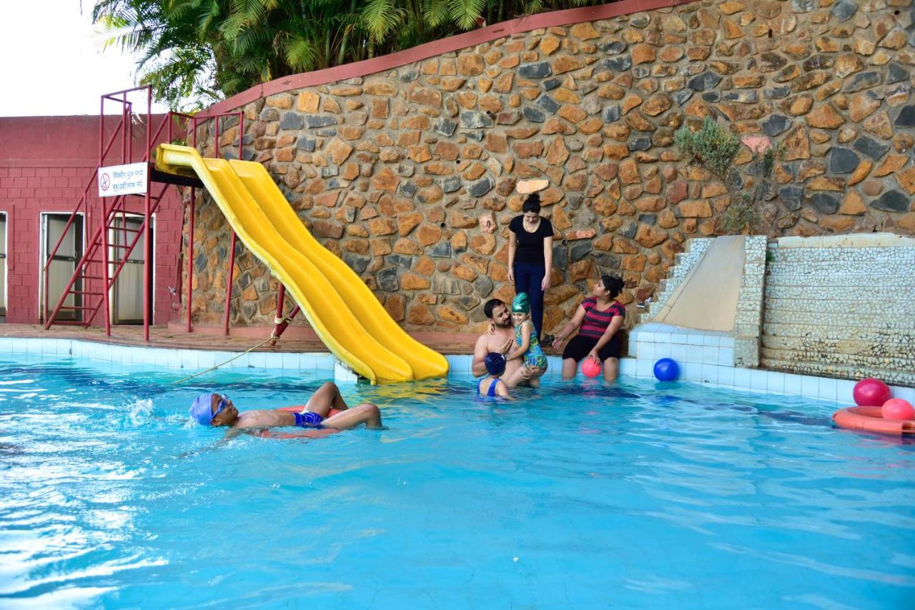 Surya Shibir Resort Pune Eksteriør billede