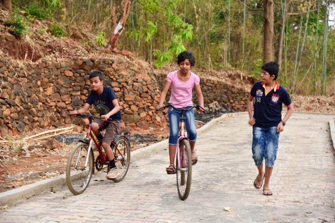 Surya Shibir Resort Pune Eksteriør billede
