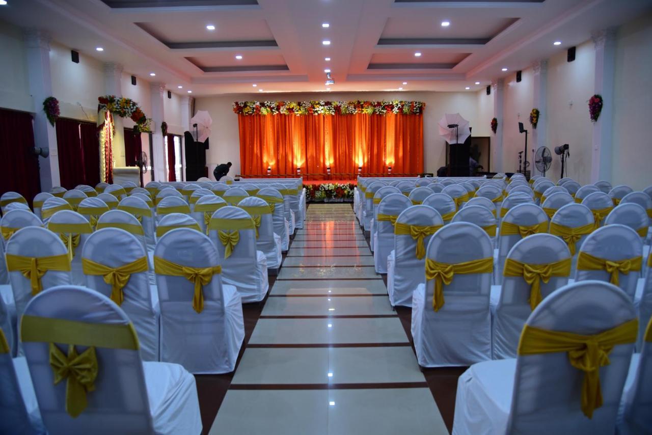 Surya Shibir Resort Pune Eksteriør billede